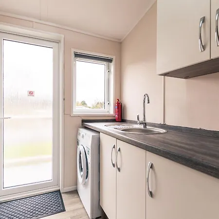 Garden View With Hot Tub *